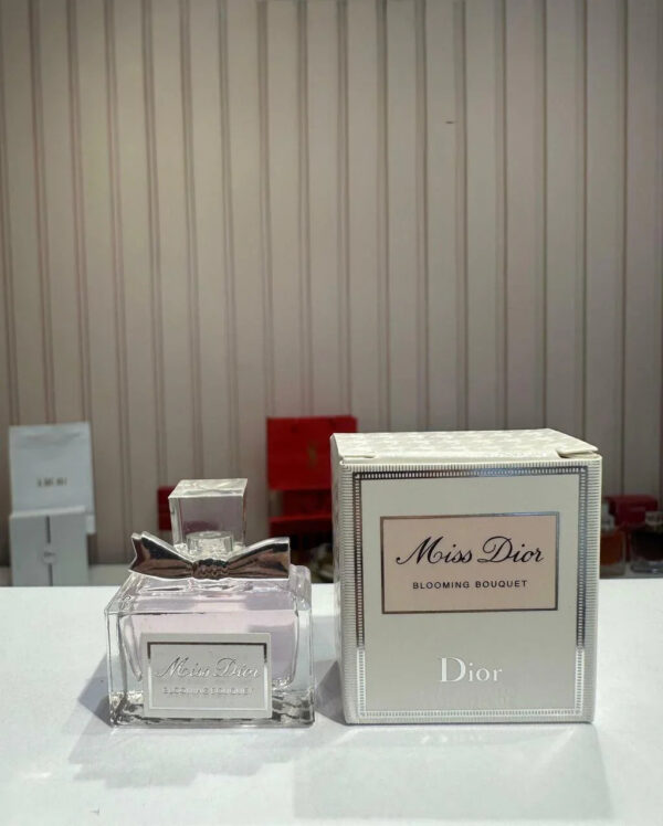 Miniatura Perfume MISS DIOR (5ml)